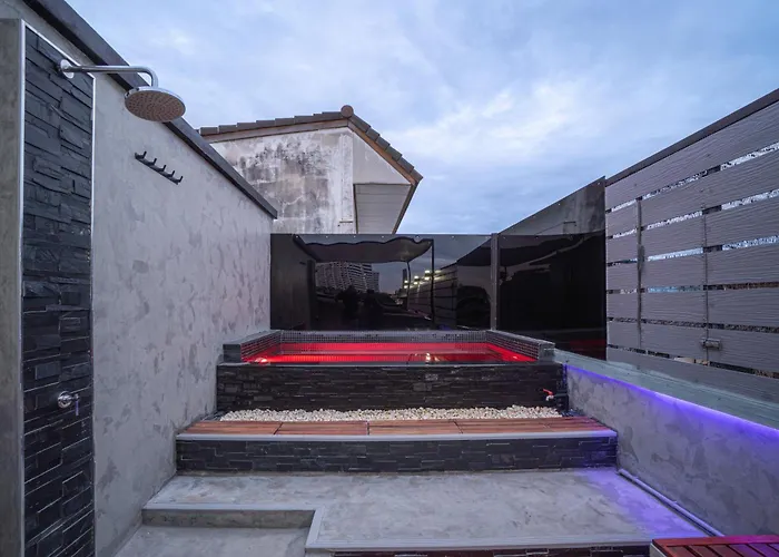 Buakhao Villa Pattaya Center 5 Bedroom